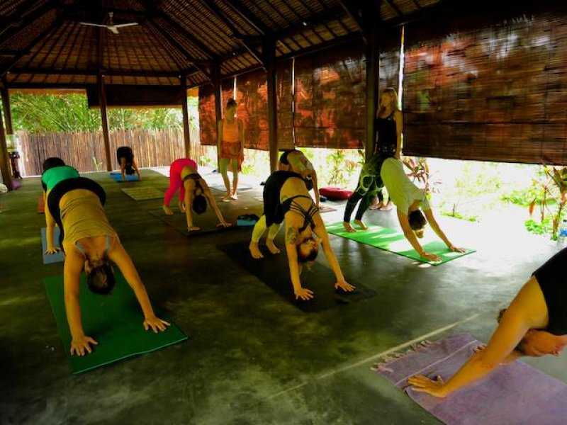 yoga-school-in-bali-1